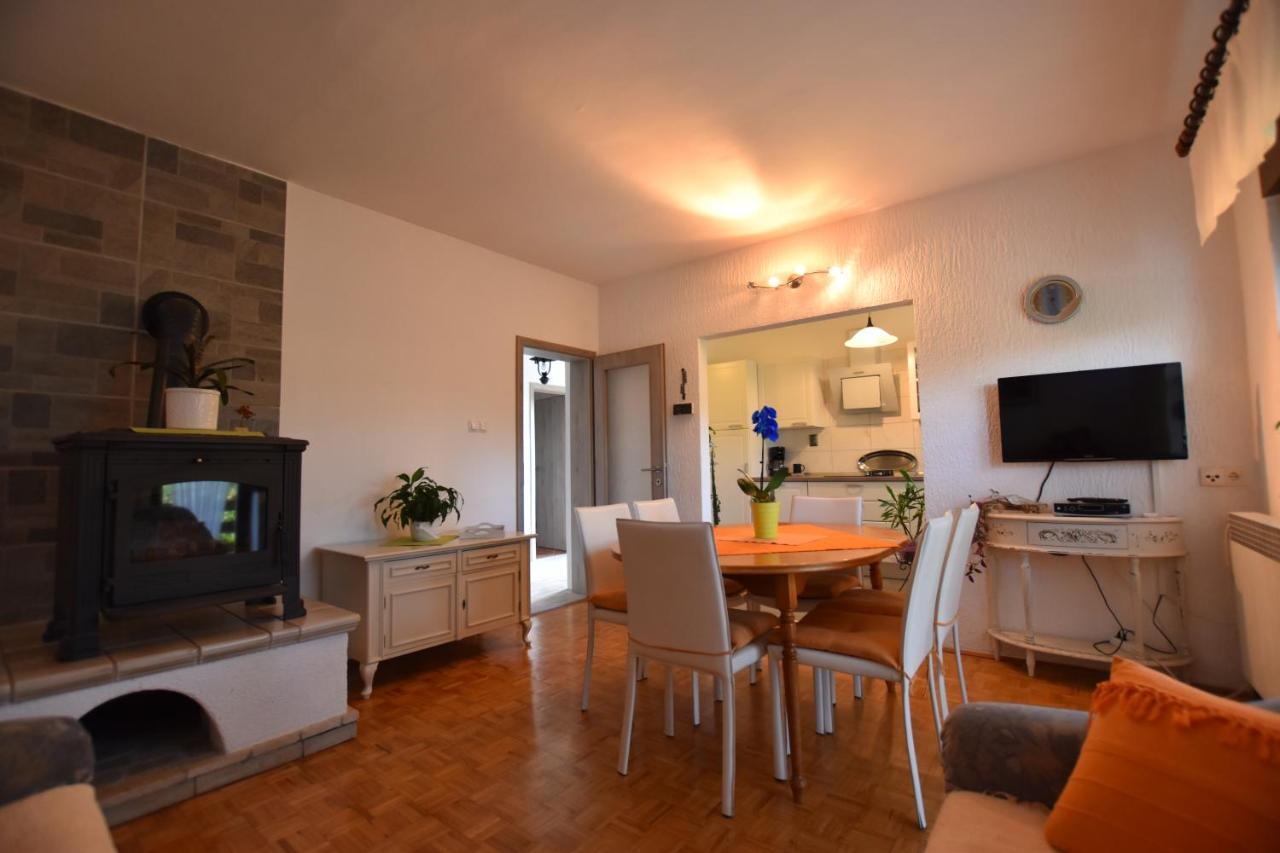 Apartments Frkovic Ledenice エクステリア 写真