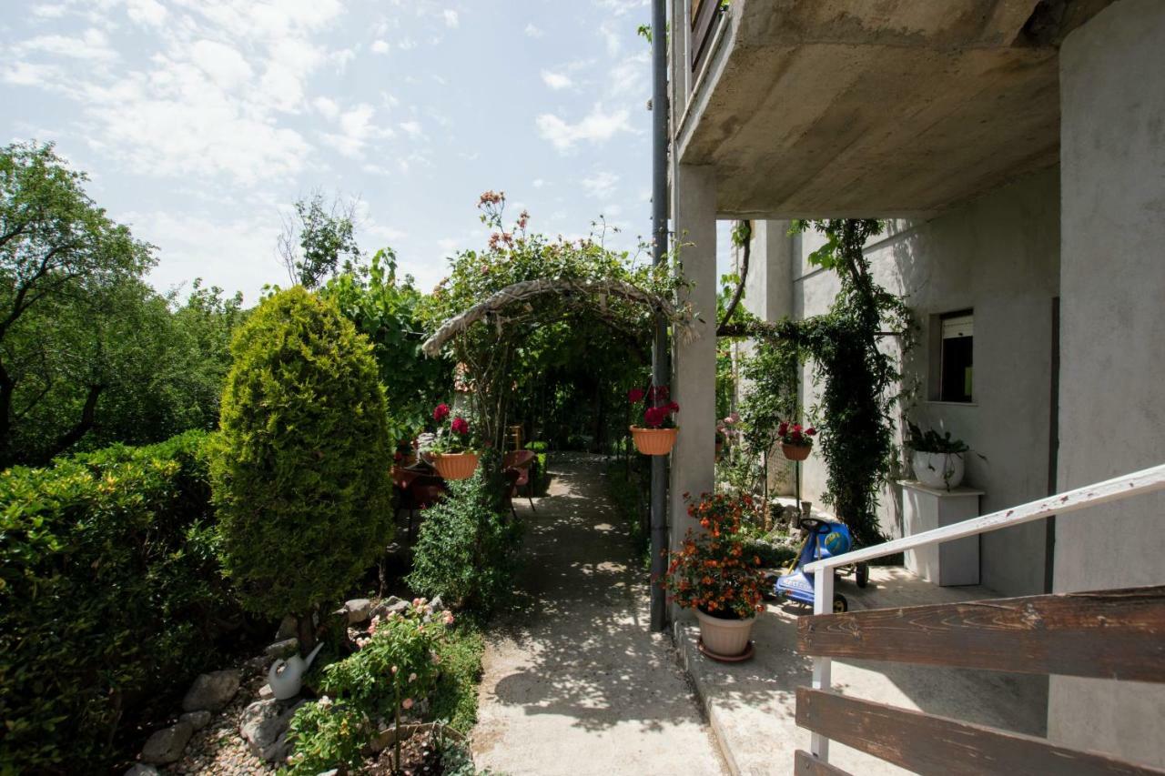Apartments Frkovic Ledenice エクステリア 写真