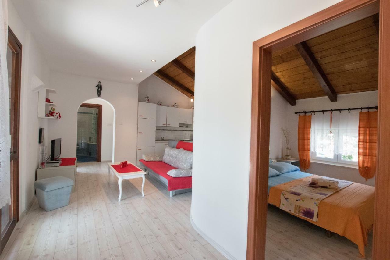 Apartments Frkovic Ledenice エクステリア 写真